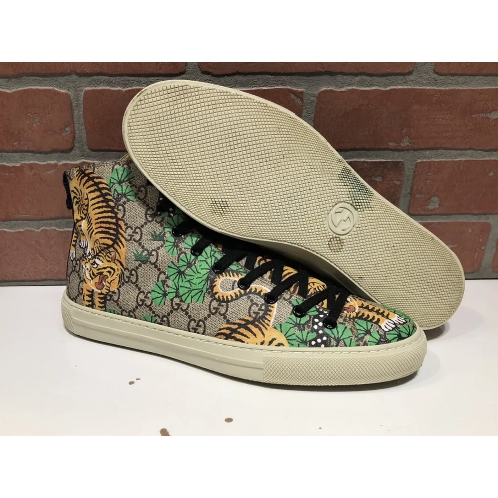 Gucci GG Bengal Sneakers - Picture 3 of 8
